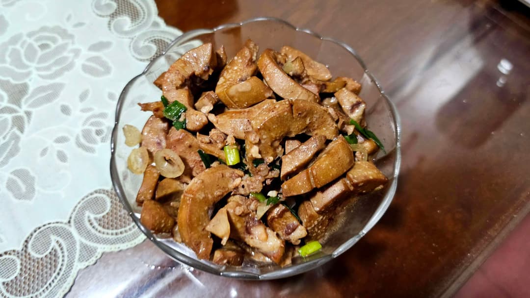 Bầu dục xào hành