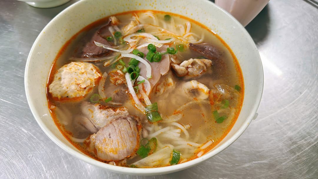 Bún bò Huế