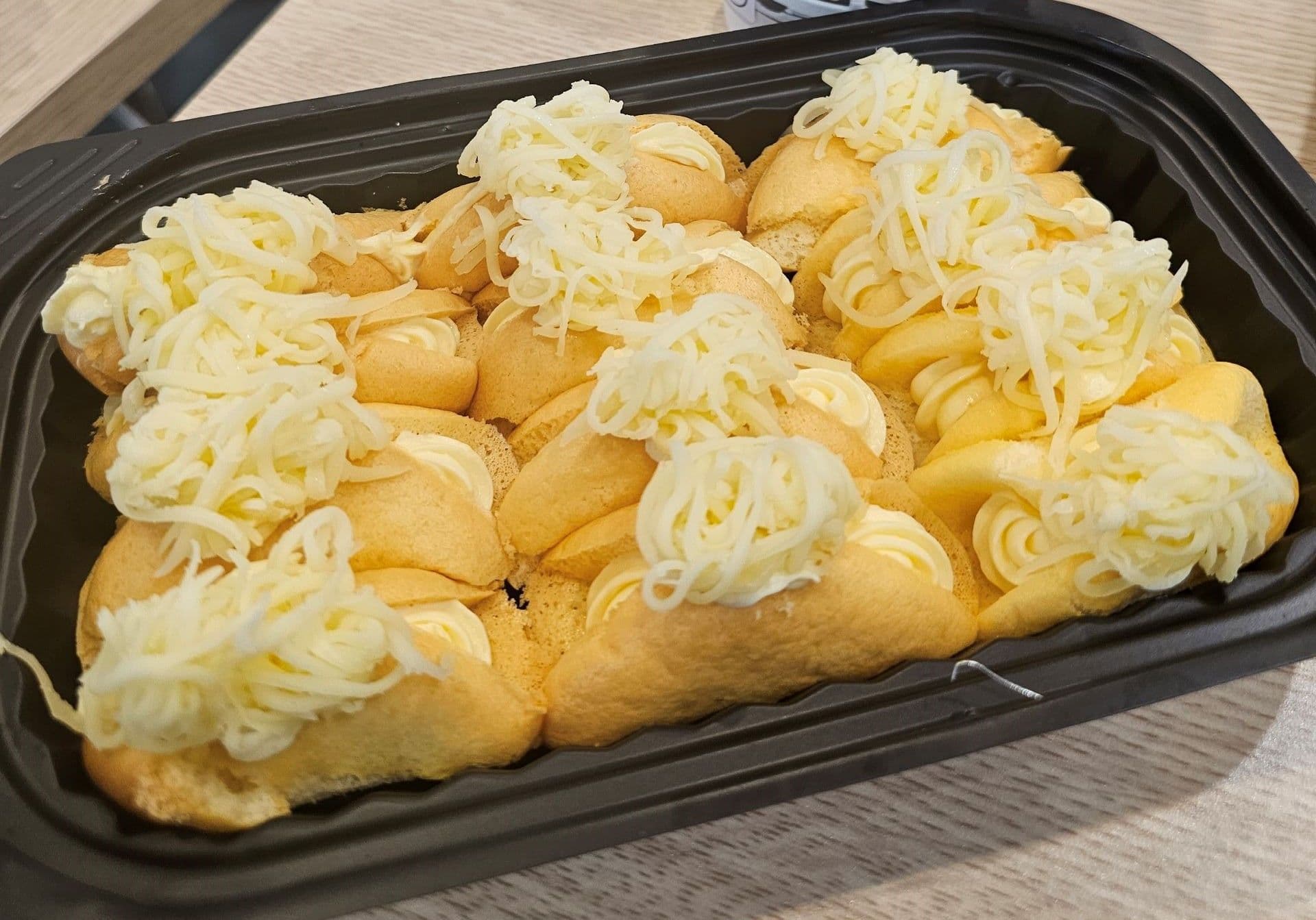 Bánh su kem