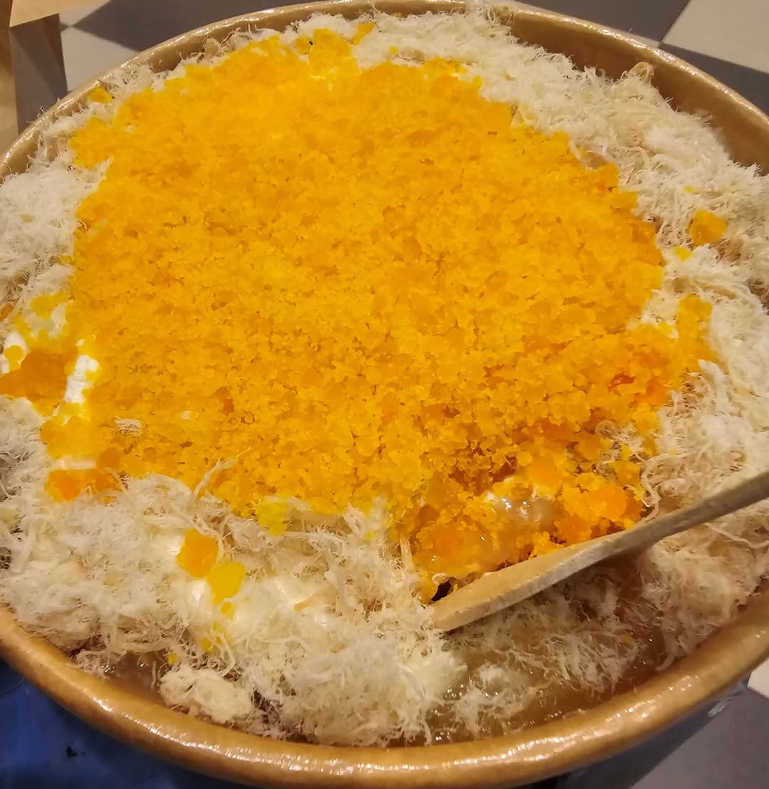 Bánh bông lan trứng muối