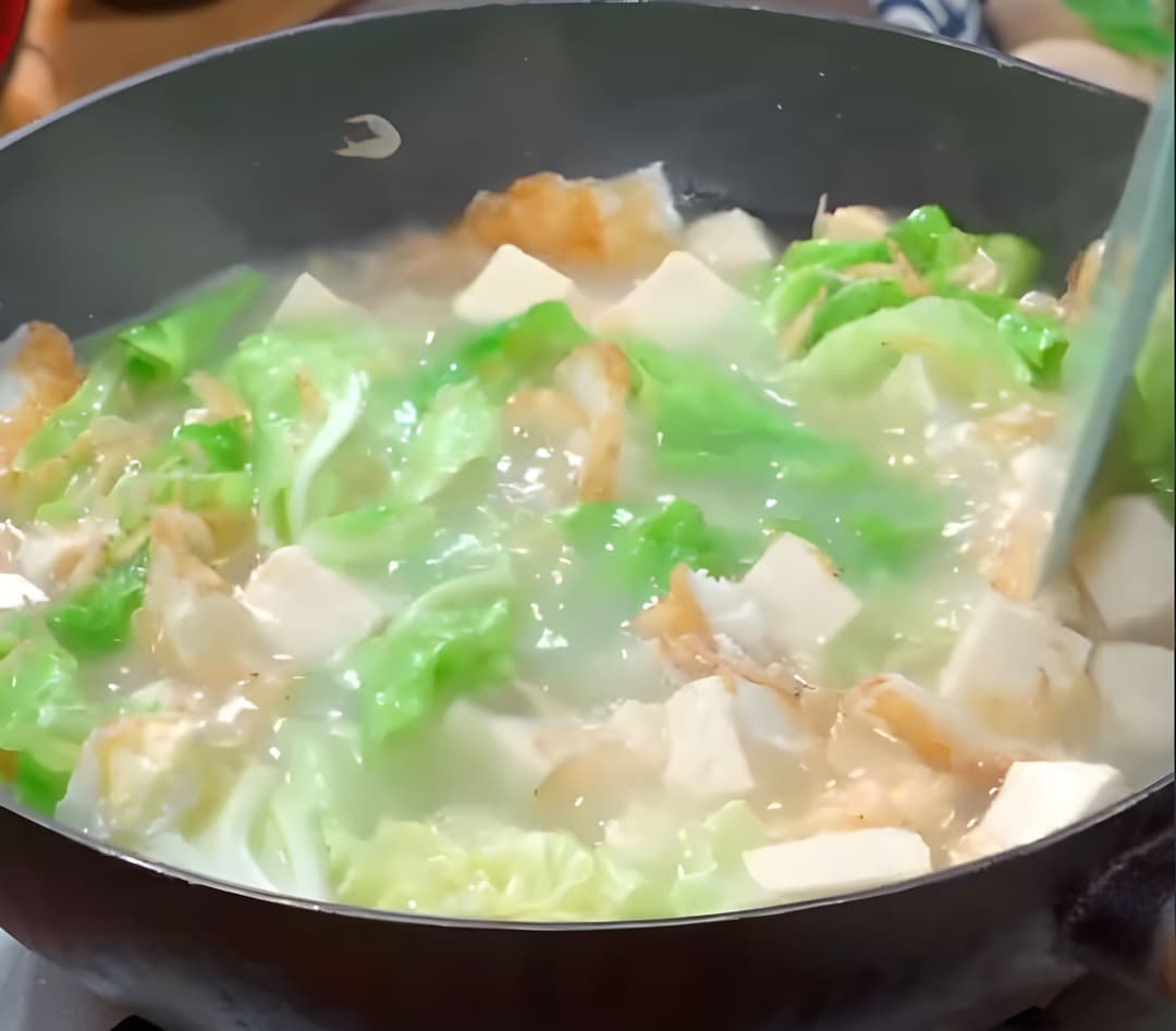 Canh bắp cải hầm đậu phụ