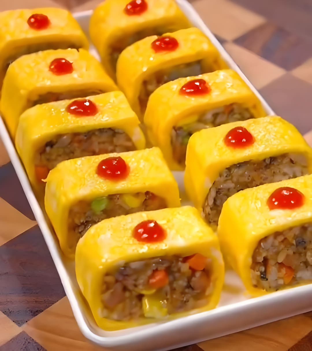 Trứng cuộn cơm