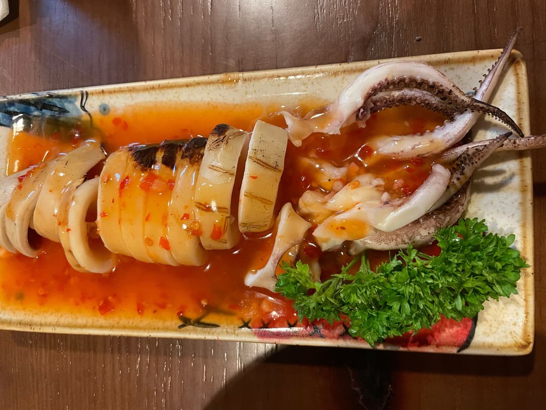Mực sốt sa tế 
