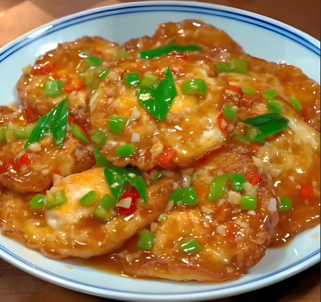 Trứng chiên sốt mắm tỏi