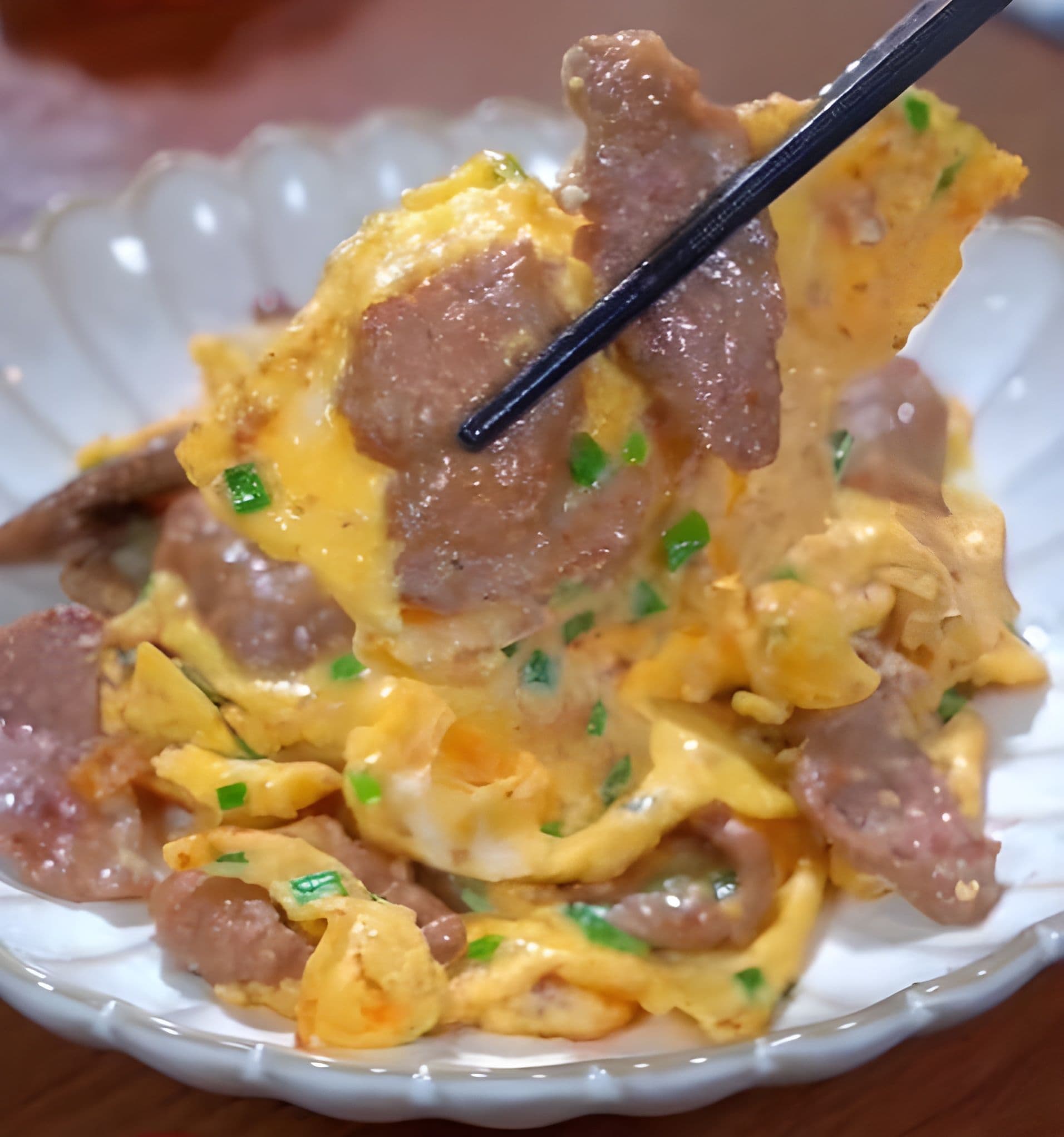 Bò xào trứng mềm