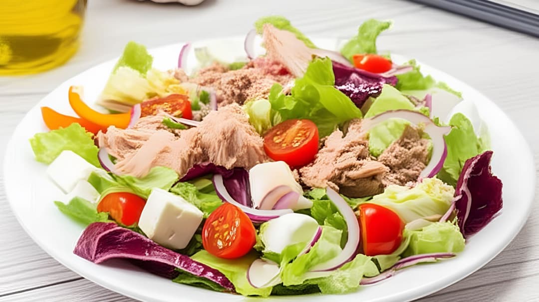 Salad cá ngừ