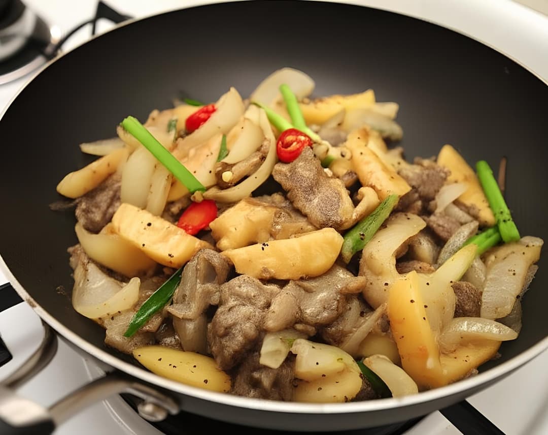 Bò xào khoai tây