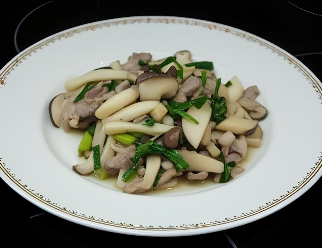 Bò xào nấm