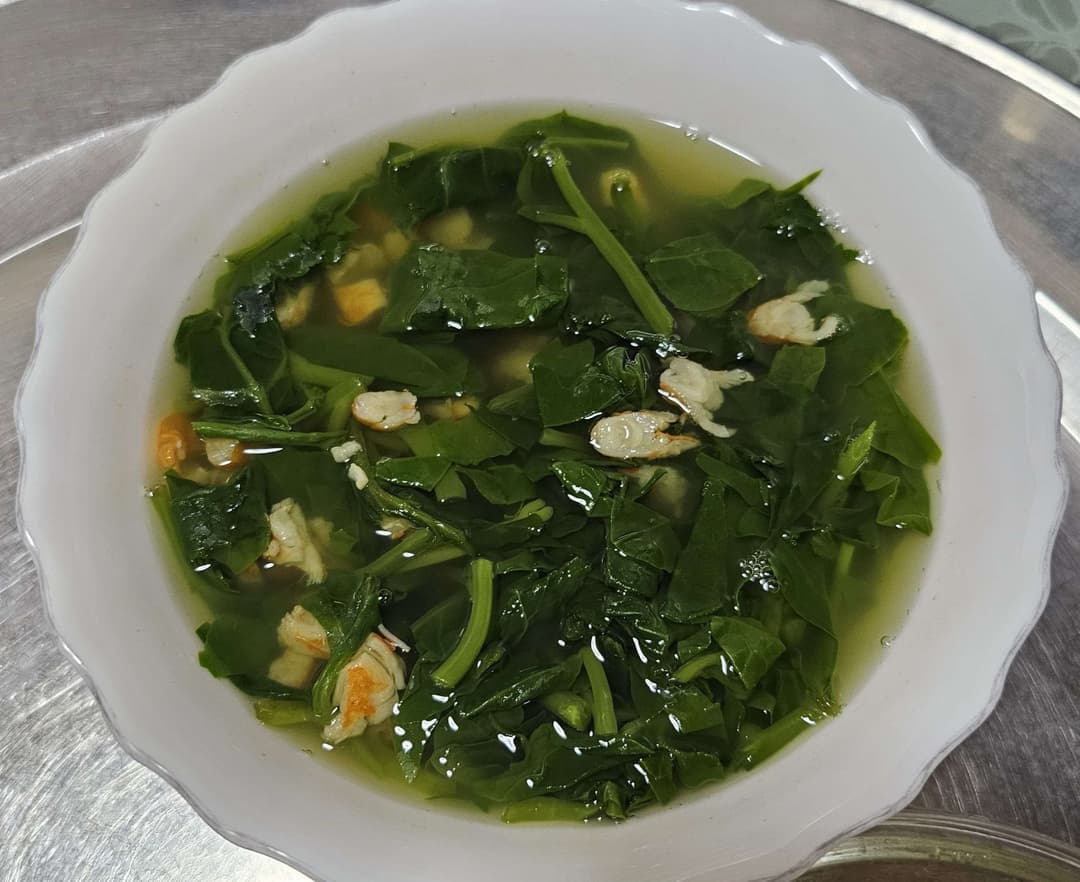 Canh mồng tơi với tôm