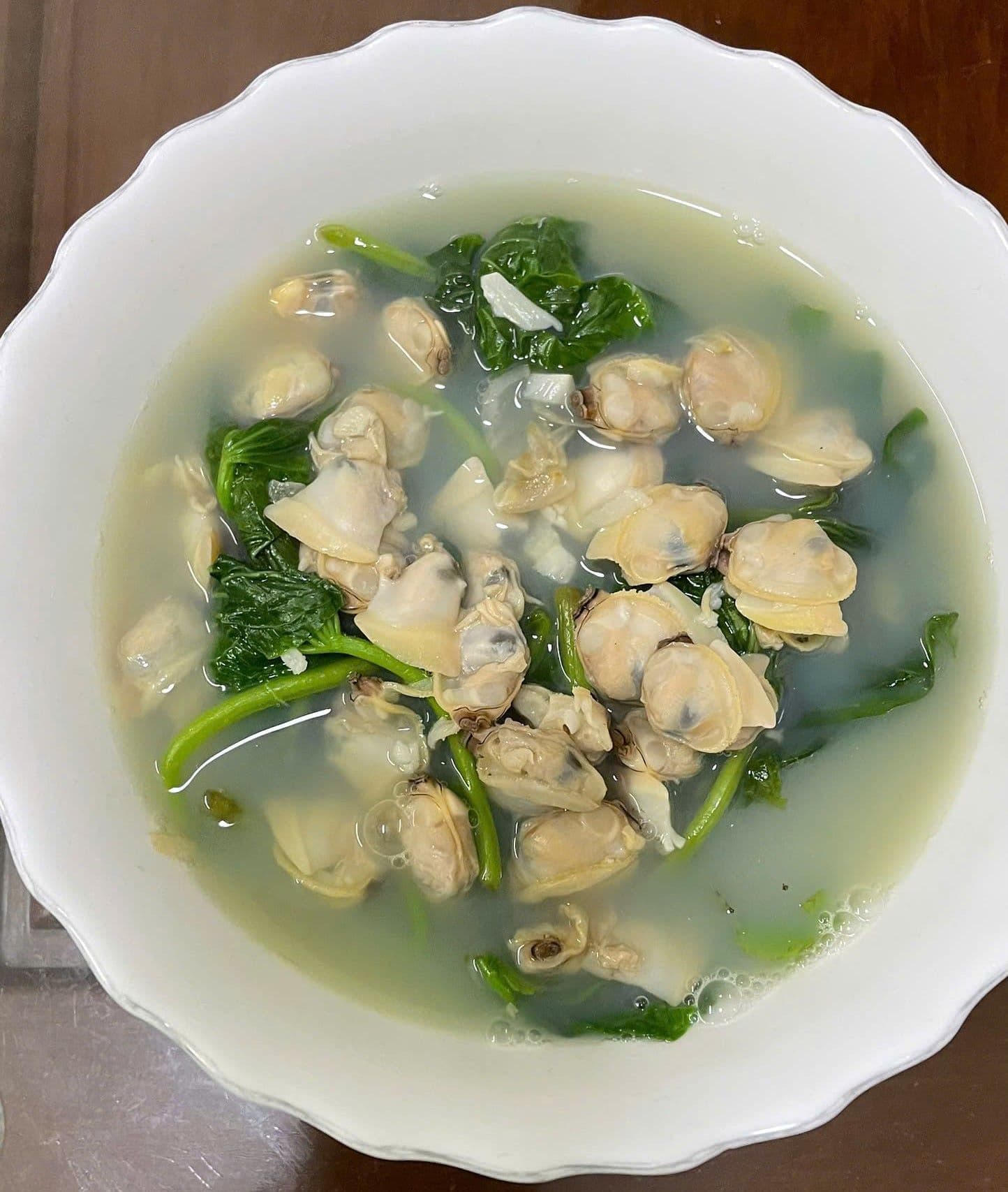 Canh rau lang nấu ngao