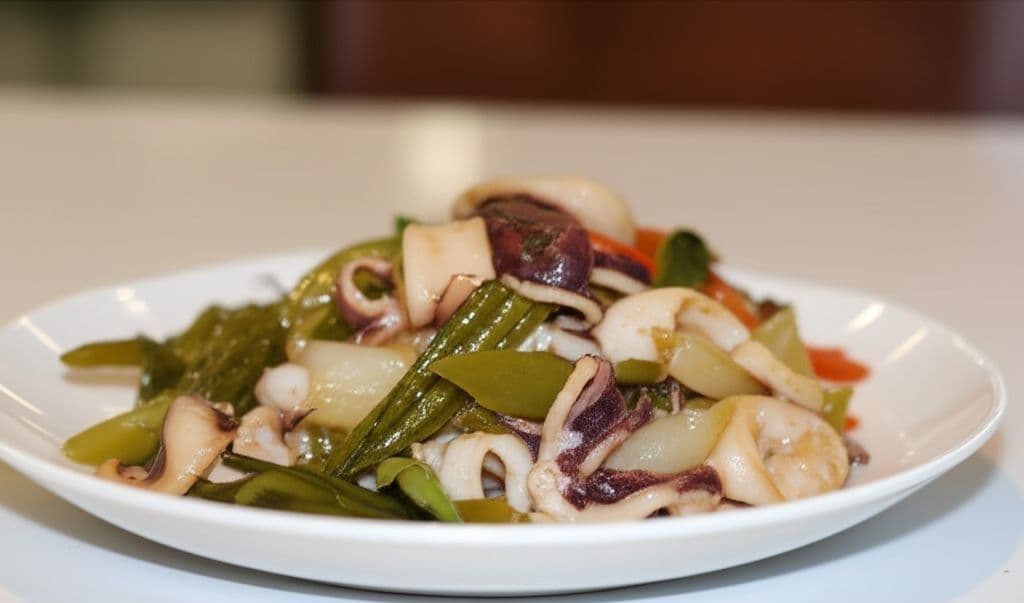 Mực xào dưa cải
