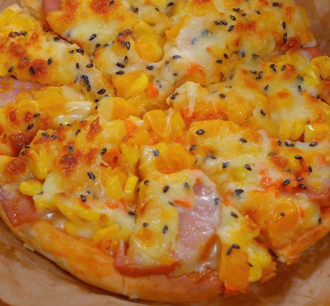 Pizza dăm bông