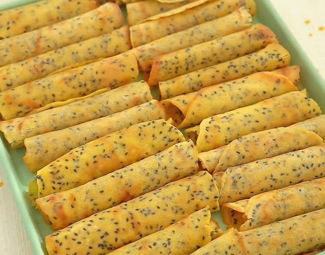 Bánh trứng cuộn