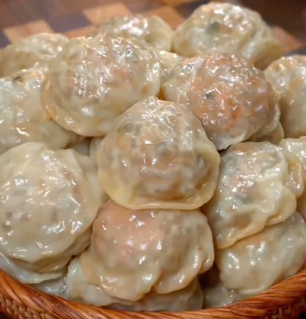 Bánh bao sủi cảo nhân thịt nấm