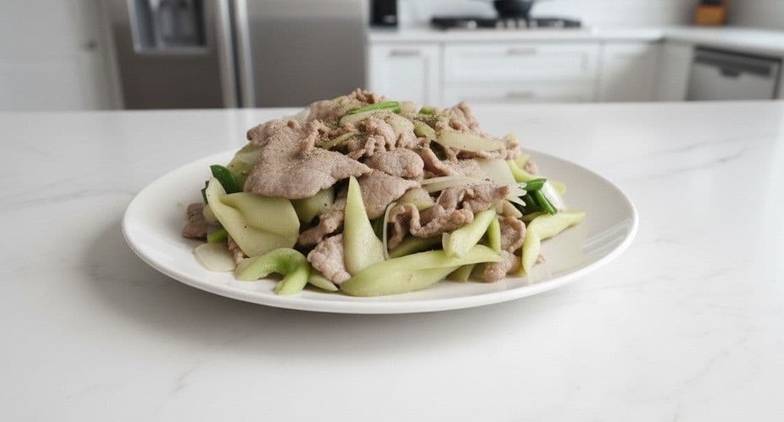 Bò xào dọc mùng
