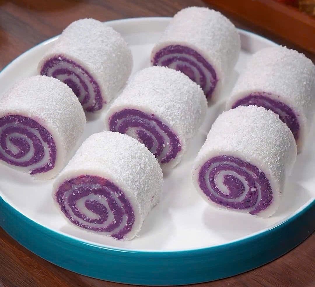 Bánh nếp cuộn khoai