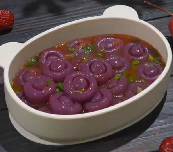 Canh khoai lang tím