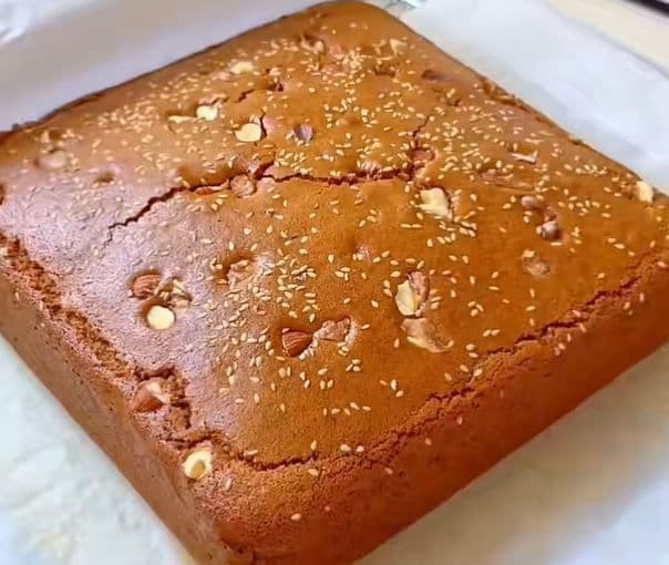Bánh táo đỏ đường nâu