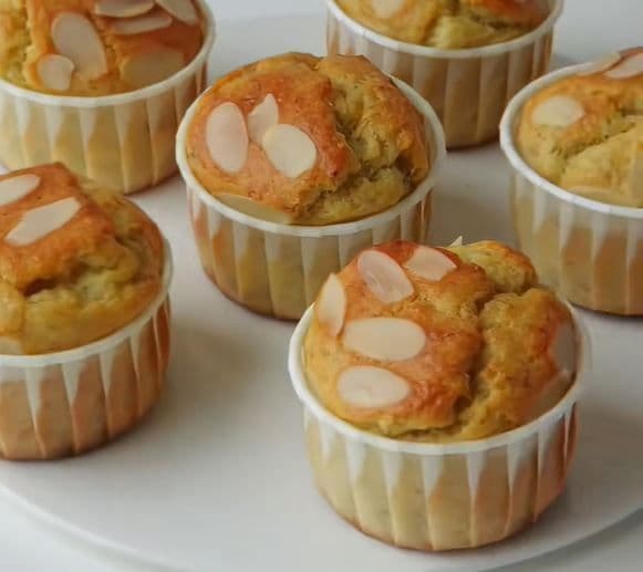 Bánh muffin chuối