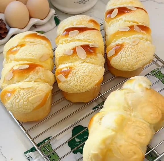 Bánh mì phủ tuyết